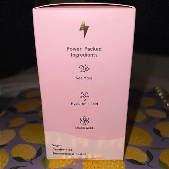 grace & stella Energizing Eye Masks - Pink and Gold - Picture 3 of 5